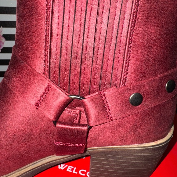 TRUE CRAFT NWT WOMENS BAIT HARNESS BOOTIES - Picture 3 of 7